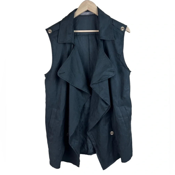 E. SSUE • Black Vest - Picture 1 of 12